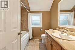 34 HOOVER POINT Lane | Selkirk Ontario | Slide Image Twenty-two