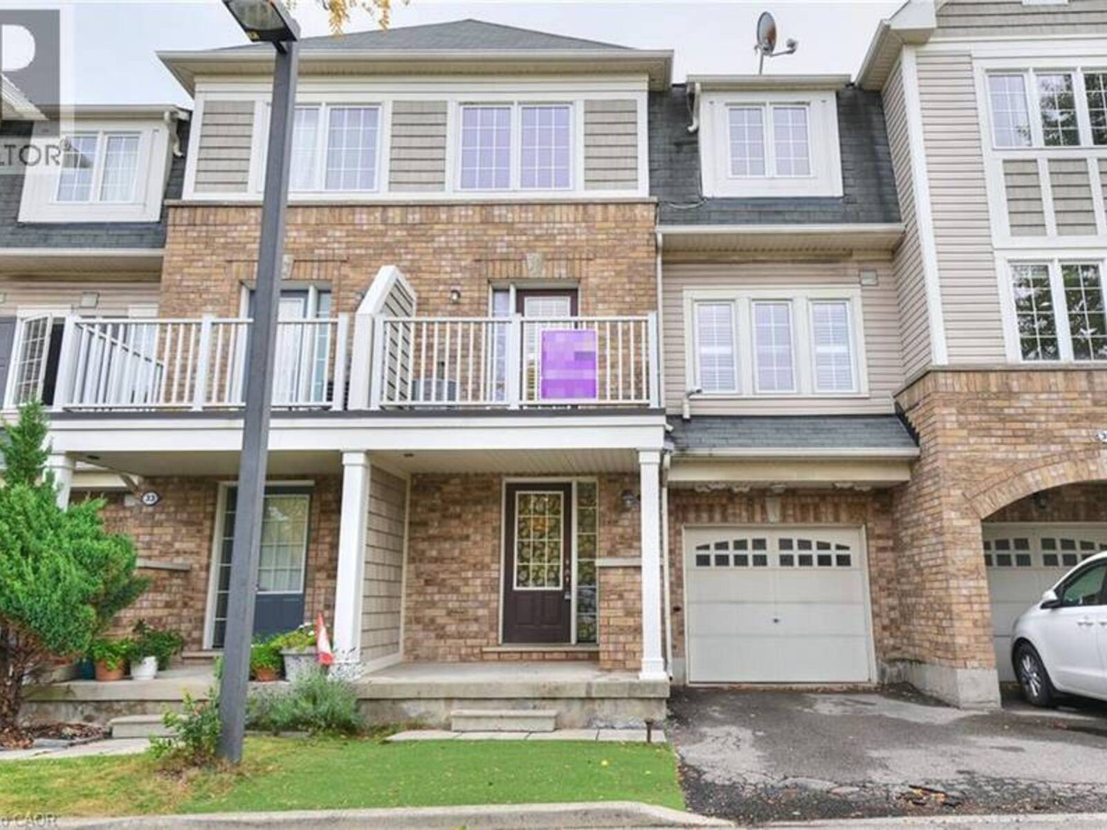 7 SIRENTE Drive Unit# 34, Hamilton, Ontario L9A 0B4