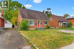 25 MEINZINGER Avenue | Kitchener Ontario | Slide Image Two