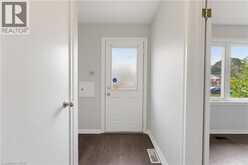 25 MEINZINGER Avenue | Kitchener Ontario | Slide Image Four