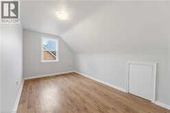 25 MEINZINGER Avenue | Kitchener Ontario | Slide Image Twenty