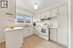 662 DYNES Road | Burlington Ontario | Slide Image Eleven