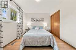662 DYNES Road | Burlington Ontario | Slide Image Nineteen