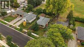 662 DYNES Road | Burlington Ontario | Slide Image Thirty-six