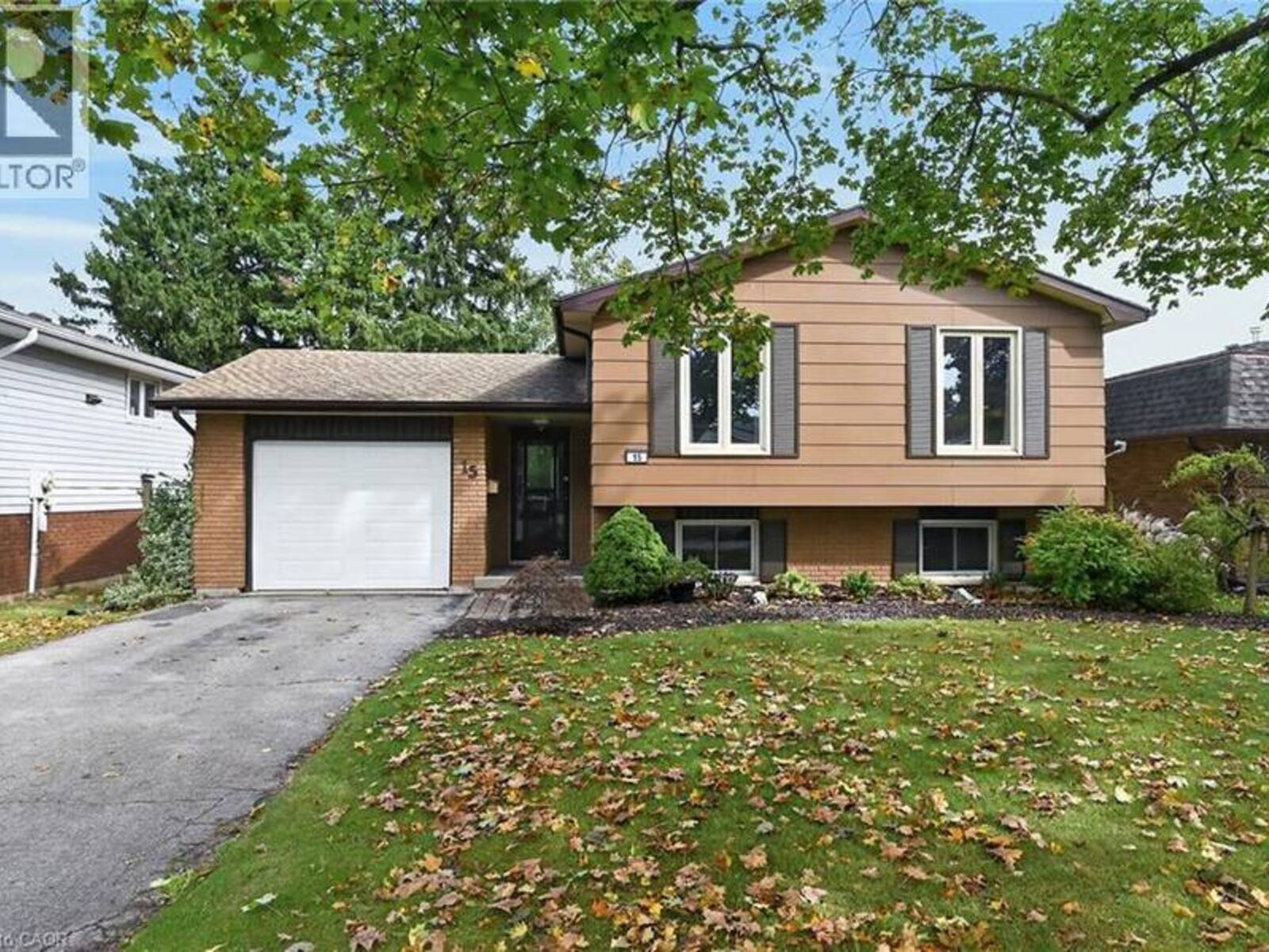 15 MILLER Crescent, Simcoe, Ontario N3Y 4P9