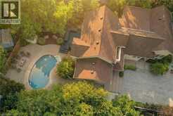 59 SHAKESPEARE Avenue | Niagara-on-the-Lake Ontario | Slide Image Four