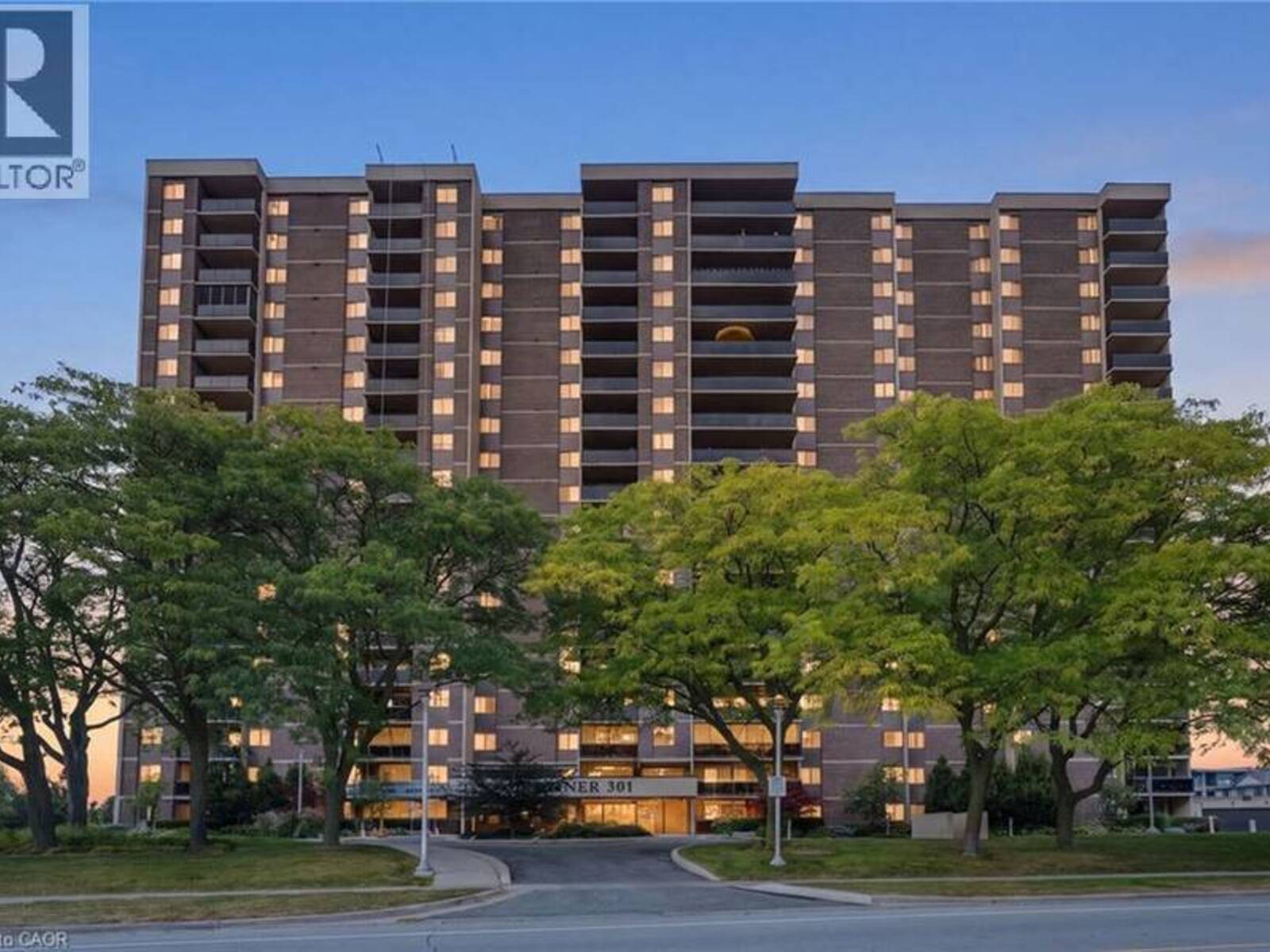 301 FRANCES Avenue Unit# 705, Hamilton, Ontario L8E 3Y6