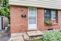 428B DUNVEGAN Drive | Waterloo Ontario | Slide Image Three