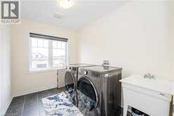 22 OAKTREE Drive | Caledonia Ontario | Slide Image Forty