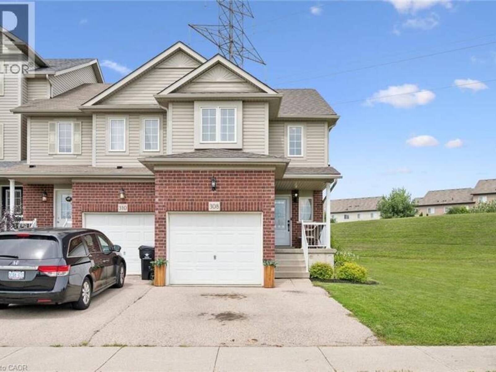 308 PARKVALE Drive, Kitchener, Ontario N2R 1Y7