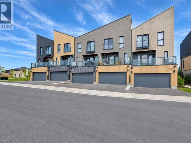 15 BENNINGER Drive Kitchener Ontario, N2E 0J4 - 4 Bedrooms Condo For Sale