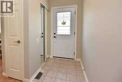 157 SILVERBIRCH Boulevard | Hamilton Ontario | Slide Image Three