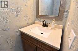 157 SILVERBIRCH Boulevard | Hamilton Ontario | Slide Image Nine