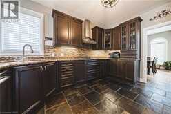 137 PINEHILL Drive | Hamilton Ontario | Slide Image Twelve