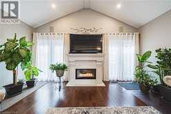 137 PINEHILL Drive | Hamilton Ontario | Slide Image Eighteen