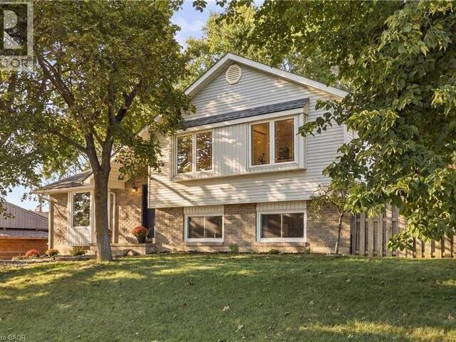 178 LAURENTIAN Drive Kitchener Ontario, N2E 1Y3 - 3 Bedrooms Home For Sale