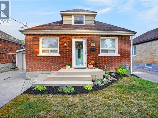 67 ARNOLD Street Kitchener Ontario, N2H 6C9 - 2 Bedrooms Home For Sale