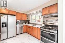 48 DIANA Avenue | Grimsby Ontario | Slide Image Thirteen