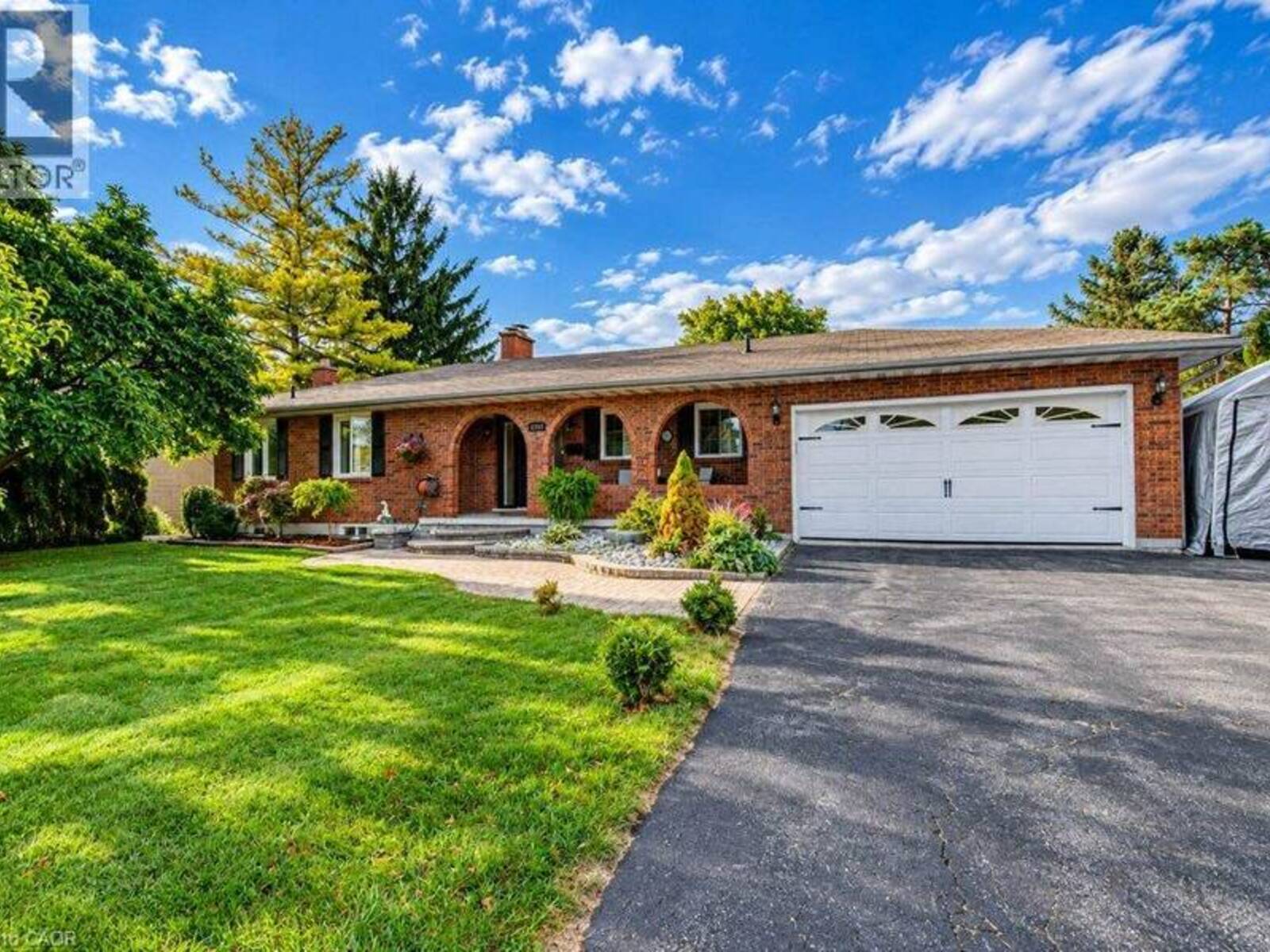 1370 THORMAN Place, Cambridge, Ontario N3H 4K5