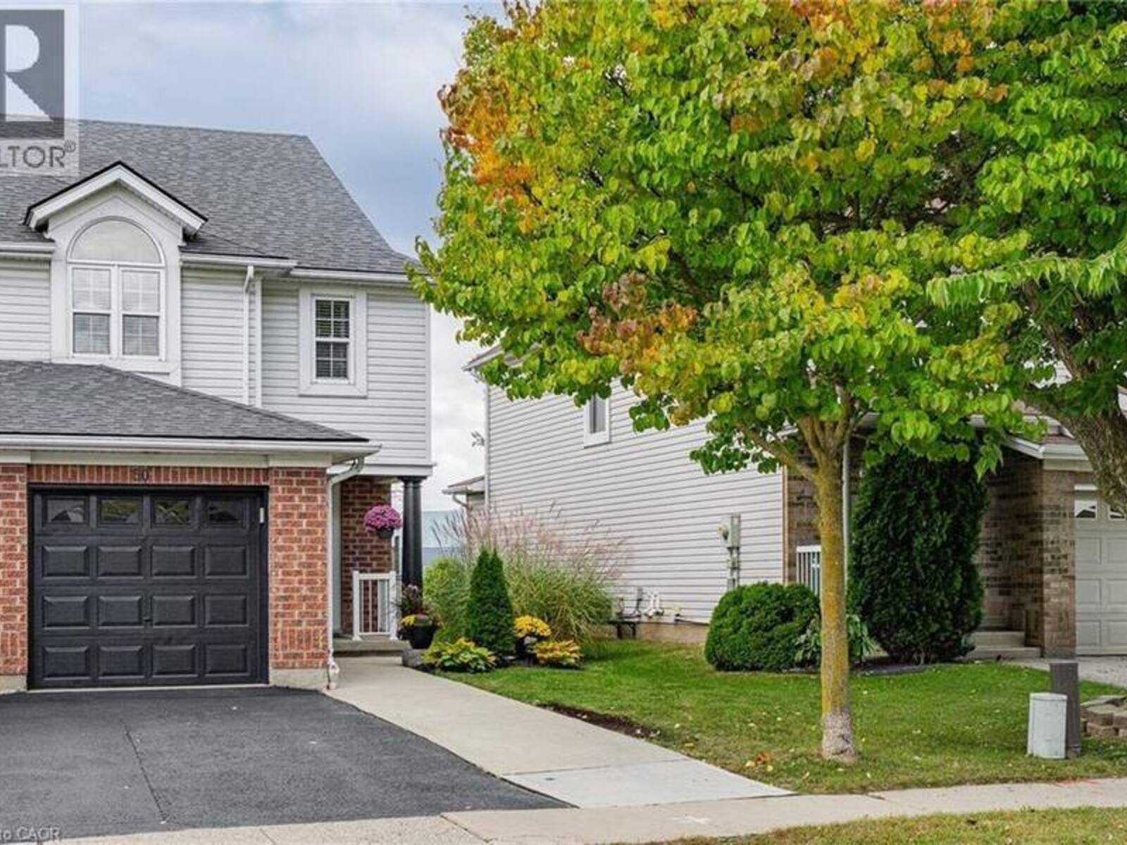 50 CALVIN Court, Cambridge, Ontario N3C 4J5