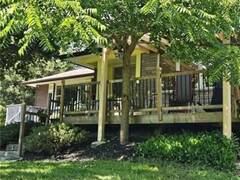 569 CRANE Court Burlington Ontario, L7P 4Y8