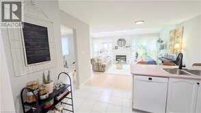 68 BENJAMIN Drive | Hamilton Ontario | Slide Image Sixteen