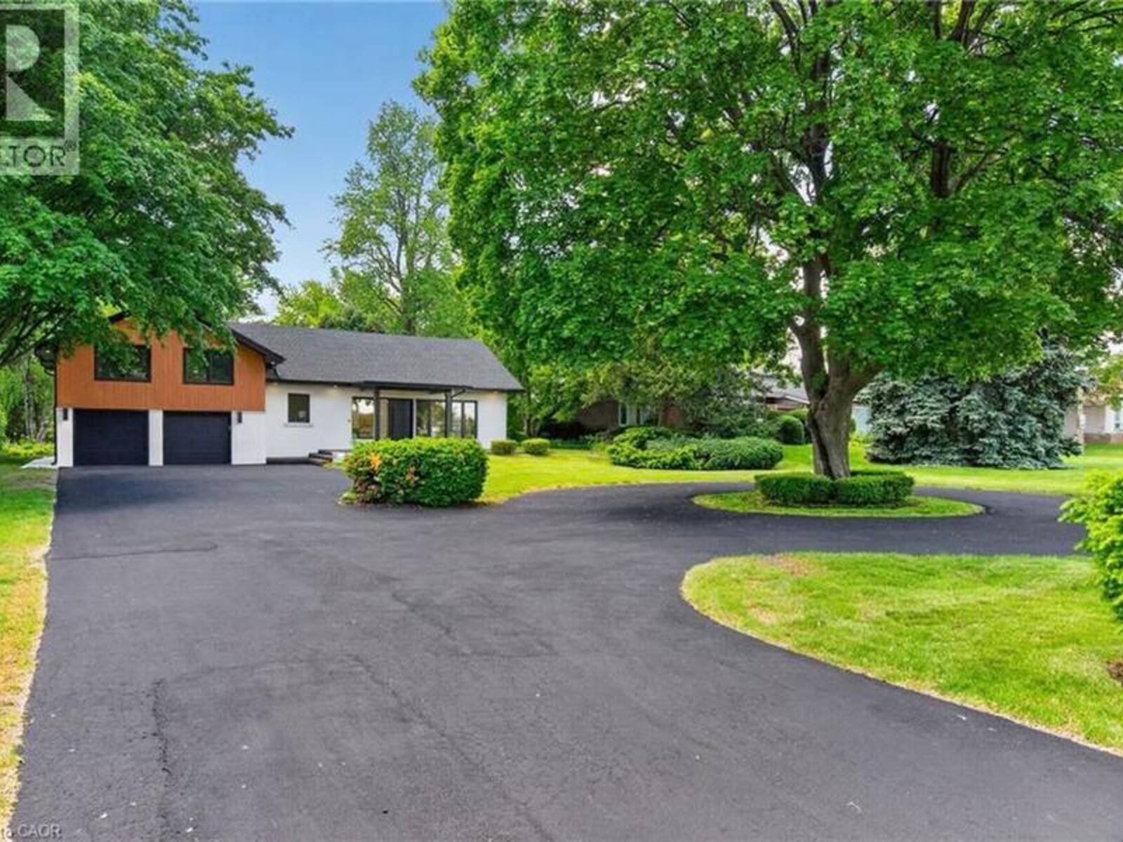 274 MOUNTAIN BROW Boulevard, Hamilton, Ontario L8T 1A6