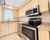 6143 SNOWY OWL Crescent | Mississauga Ontario | Slide Image Twelve