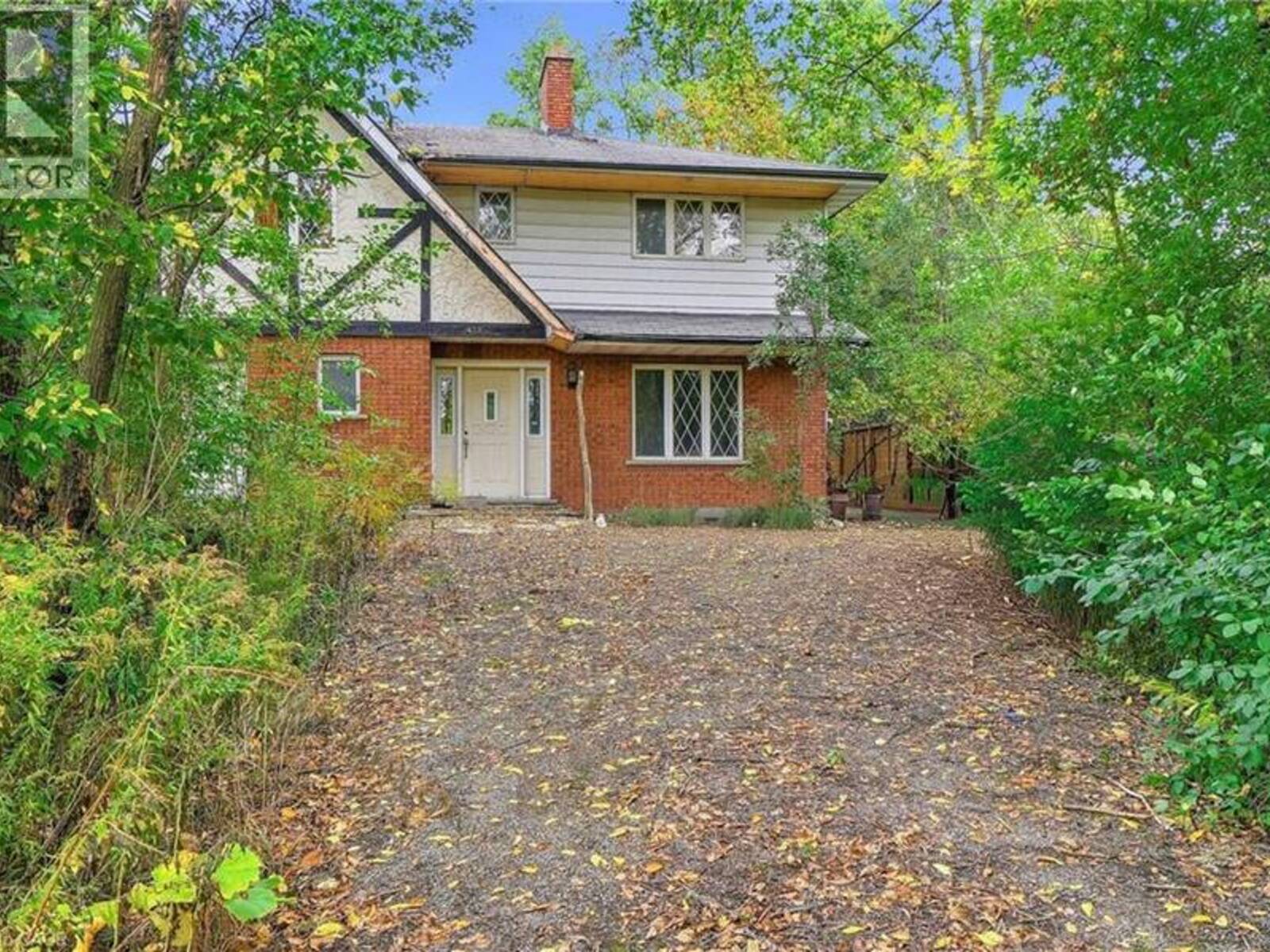 402 ROCK CHAPEL Road, Hamilton, Ontario L9H 5E2