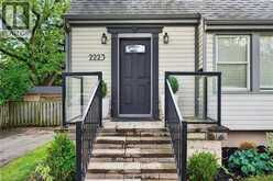 2223 GLENWOOD SCHOOL Drive | Burlington Ontario | Slide Image Four