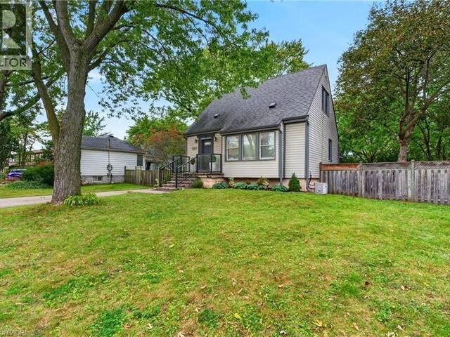 2223 GLENWOOD SCHOOL Drive Burlington Ontario, L7R 3R4 - 2 Bedrooms Home For Sale