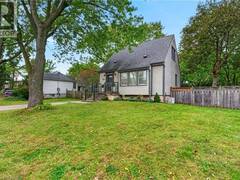 2223 GLENWOOD SCHOOL Drive Burlington Ontario, L7R 3R4