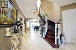 39 PEREGRINE Crescent | Cambridge Ontario | Slide Image Eleven