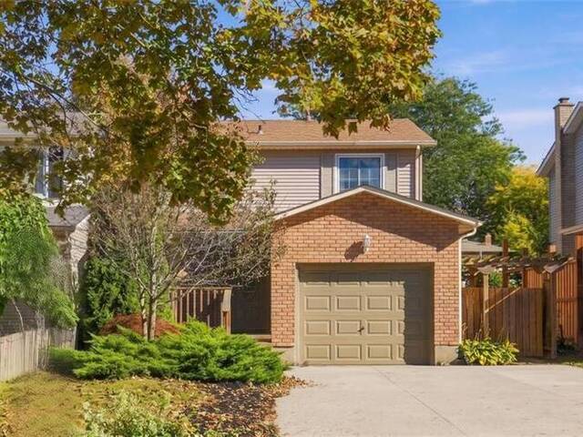 37 BAYVIEW Drive Grimsby Ontario, L3M 4Z6 - 4 Bedrooms Home For Sale