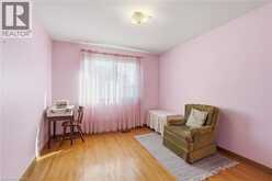 32 SAN FERNANDO Drive | Hamilton Ontario | Slide Image Eighteen