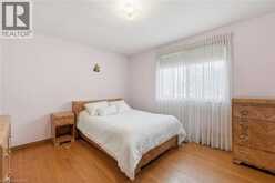 32 SAN FERNANDO Drive | Hamilton Ontario | Slide Image Twenty-two