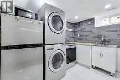 8 ALBEMARLE Street | Brantford Ontario | Slide Image Thirty