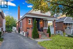 202 HUXLEY Avenue S | Peterborough Ontario | Slide Image One