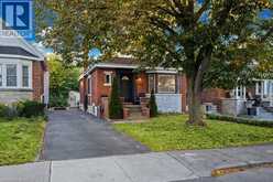 202 HUXLEY Avenue S | Peterborough Ontario | Slide Image Three