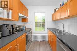 117 FAIRLEIGH Avenue S | Hamilton Ontario | Slide Image Thirteen