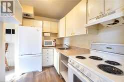 15 NICKLAUS Drive Unit# 804 | Hamilton Ontario | Slide Image Five