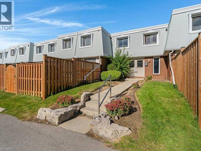 320 TRAYNOR Avenue Unit# 1 Kitchener Ontario, N2C 2J1 - 3 Bedrooms Condo For Sale