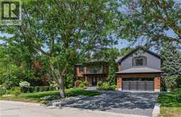 50 ROEHAMPTON Court | Kitchener Ontario | Slide Image Five