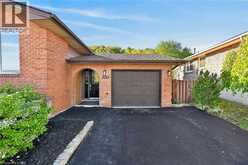 100 MARCELLA Crescent | Hamilton Ontario | Slide Image Three