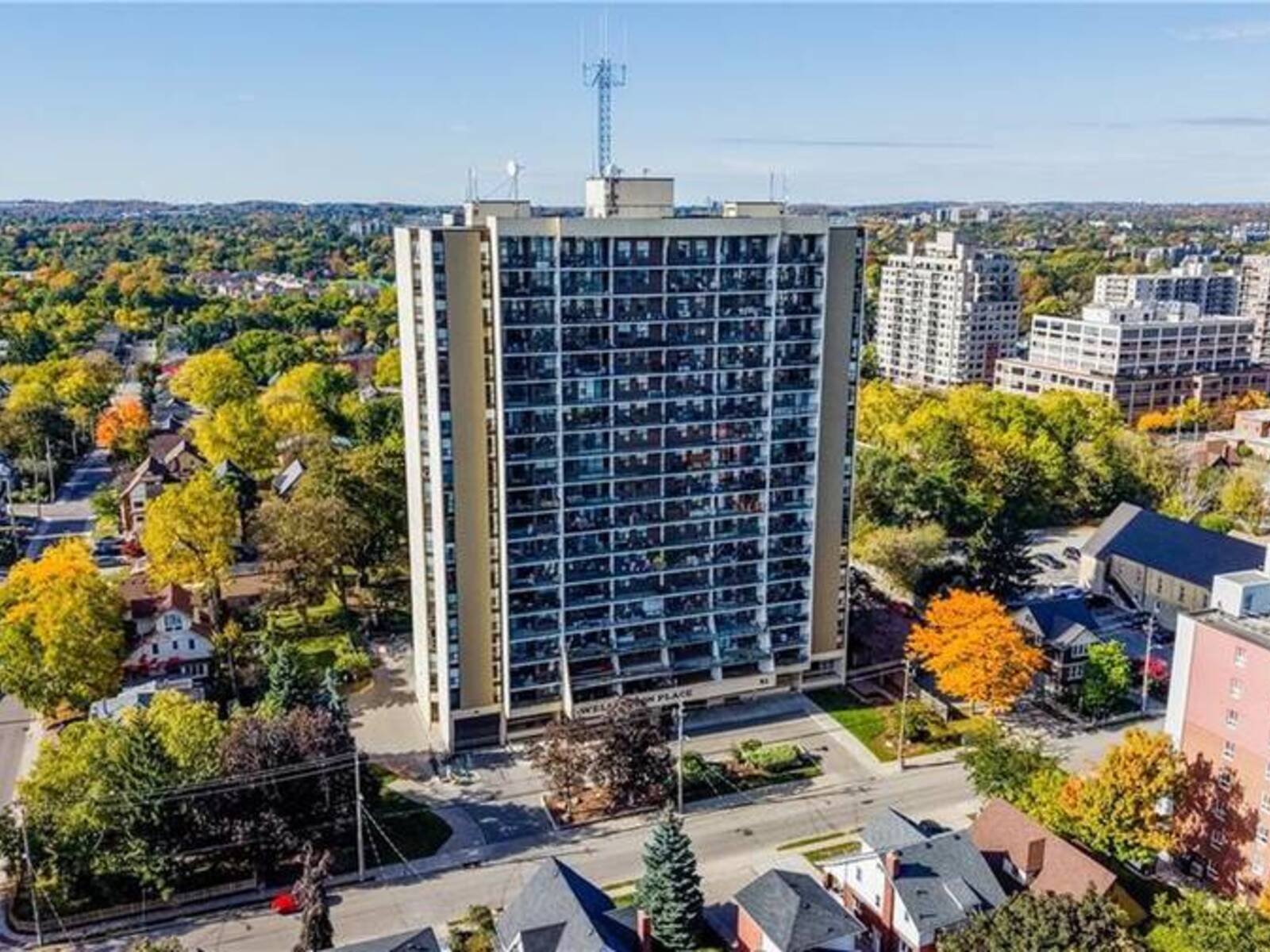 81 CHURCH Street Unit# 1407, Kitchener, Ontario N2G 4M1
