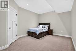 225 LAKESIDE Avenue | Burlington Ontario | Slide Image Thirty-nine