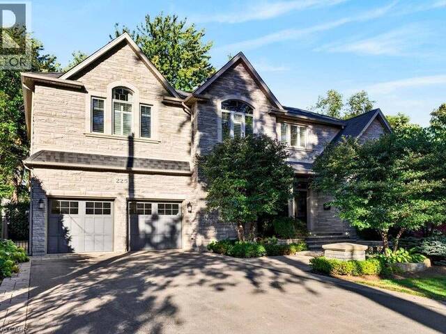 225 LAKESIDE Avenue Burlington Ontario, L7N 1Y4 - 5 Bedrooms Home For Sale