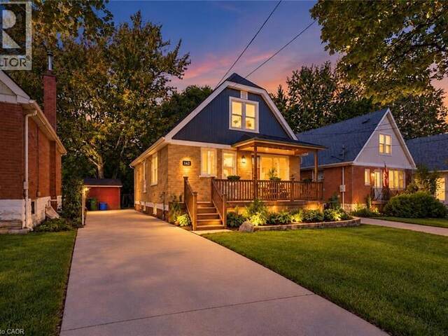 284 EAST 21ST Street Hamilton Ontario, L8V 2T9 - 4 Bedrooms Home For Sale