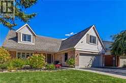 4248 DUNVEGAN Road | Burlington Ontario | Slide Image Three