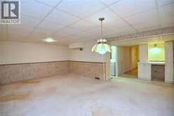 81 AYLMER Crescent | Hamilton Ontario | Slide Image Thirty-four